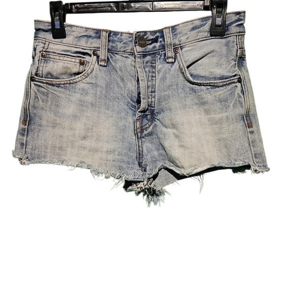 Free People Jean Shorts Size 25 Waist Excellent Condition - Picture 1 of 4